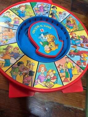 Vintage 1985 Mattel See 'N Say Safe 'N Sound Talking Toy